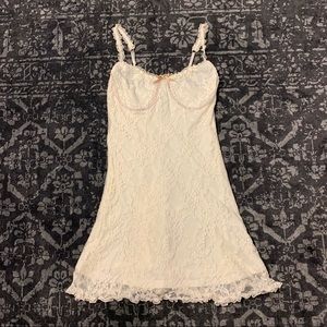 UNIF LUV Dress- White Lace